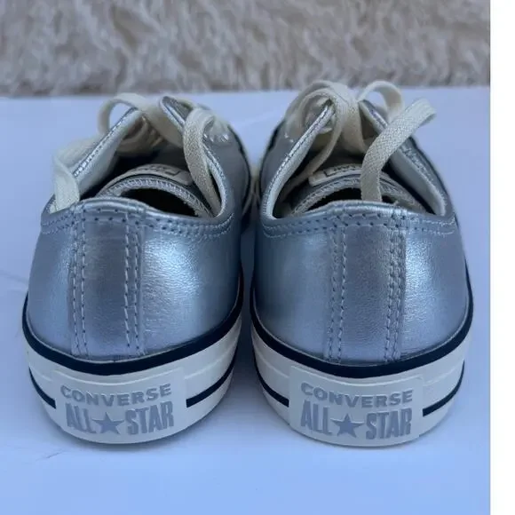 Converse Women's Silver Metallic Chuck Taylor All Star Low Leather Size 7 - Picture 7 of 13